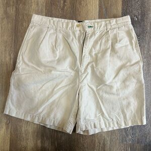Tommy Hilfiger Men's Pleated Khaki Cargo Shorts - Cream Size 36
